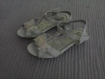 Moderné sandálky, vel. 30