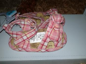 Nové baby sandálky