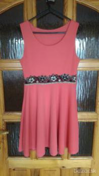 marhuľové spoločenské šaty