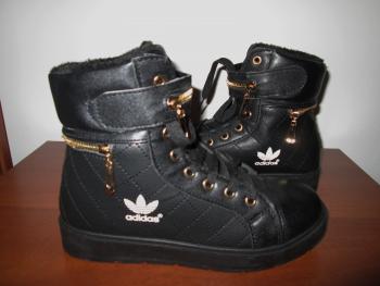 ADIDAS zateplene damske 