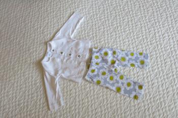 Súpravička pre dievčatko cca 6 mesiacov