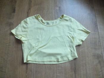 Žltý crop top