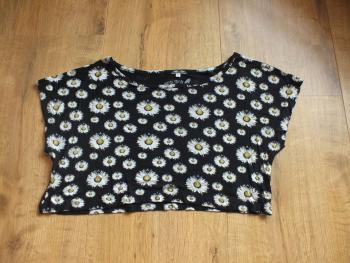 Kvietkovaný croptop - nový