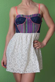 Dámske-dievčenské šaty XS-S