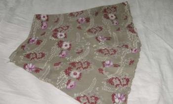 hnedá kvetovaná suknička