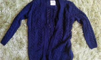 Hollister sveter cardigan nový - tmavomodrý M. nový, top s vysačkami