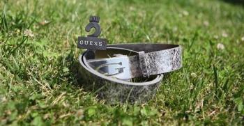 Opasok Guess