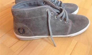 predam tenisky Fred Perry