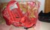 červený kvietkovaný kočík